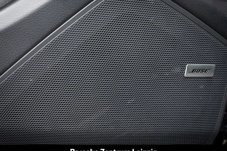 Porsche Cayenne din 2023 cu 23.419 km - oferta POR149167 - foto 22