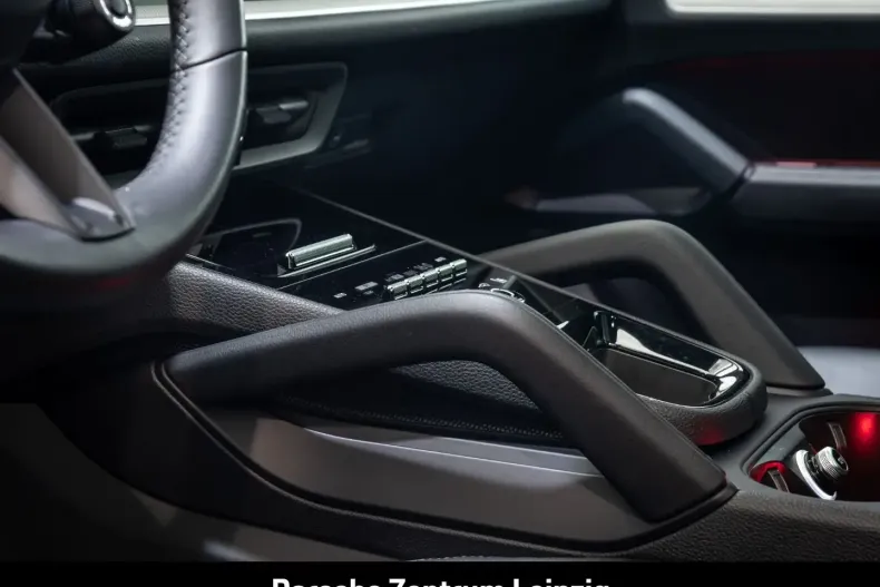 Porsche Cayenne din 2023 cu 23.419 km - oferta POR149167 - foto 30