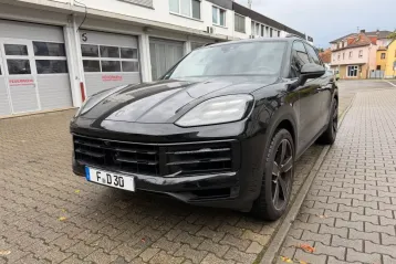 Porsche Cayenne din 2024 - oferta POR149169