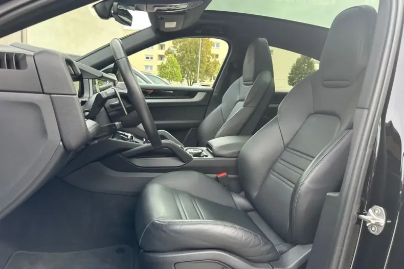 Porsche Cayenne din 2023 cu 44.390 km - oferta POR149174 - foto 11