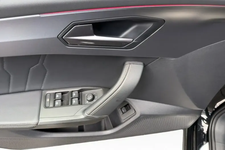 Cupra Formentor din 2023 cu 53.840 km - oferta CUP149176 - foto 8