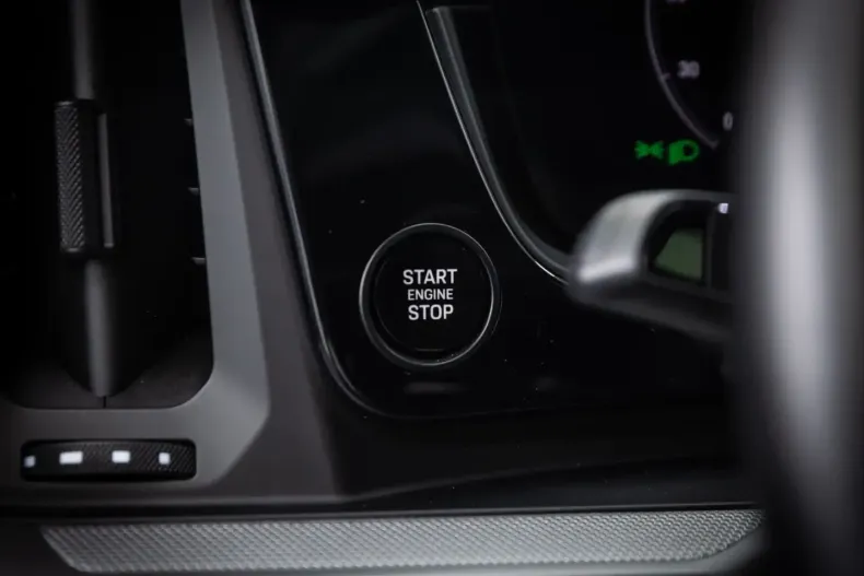 Porsche Cayenne din 2024 cu 58.500 km - oferta POR149177 - foto 18