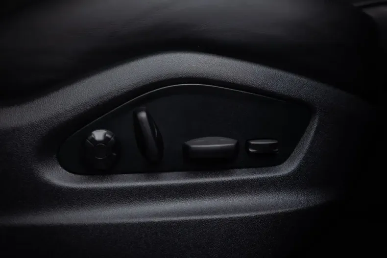 Porsche Cayenne din 2024 cu 58.500 km - oferta POR149177 - foto 33