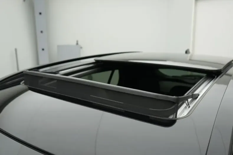 Lynk&Co 01 din 2025 cu 10.425 km - oferta LYN149185 - foto 26