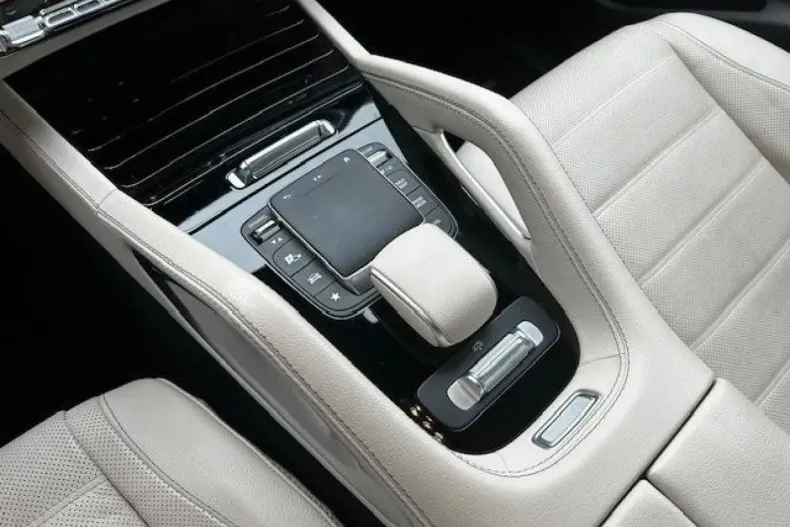 Mercedes-Benz GLS 400 din 2023 cu 44.900 km - oferta MER149188 - foto 11