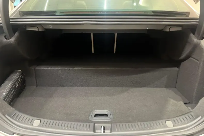 Mercedes-Benz E 300 din 2022 cu 66.000 km - oferta MER149193 - foto 12