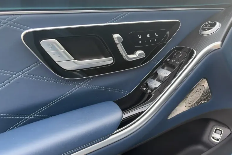 Mercedes-Benz S 63 AMG din 2023 cu 8.142 km - oferta MER149196 - foto 7