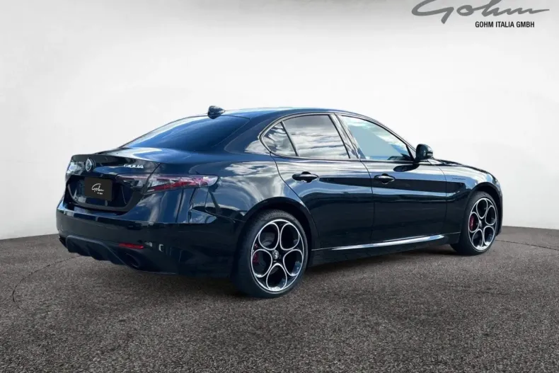 Alfa Romeo Giulia din 2023 cu 12.400 km - oferta ALF149198 - foto 3