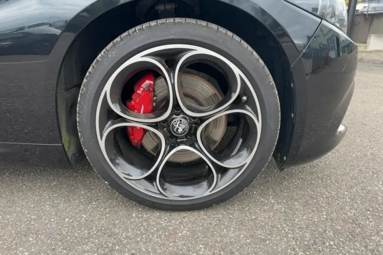 Alfa Romeo Giulia din 2023 cu 7.231 km - oferta ALF149199 - foto 6