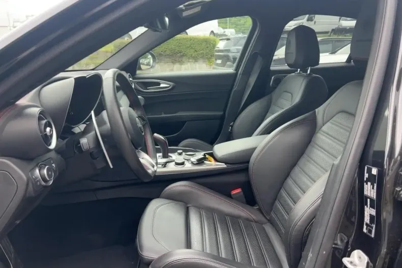 Alfa Romeo Giulia din 2023 cu 7.231 km - oferta ALF149199 - foto 10