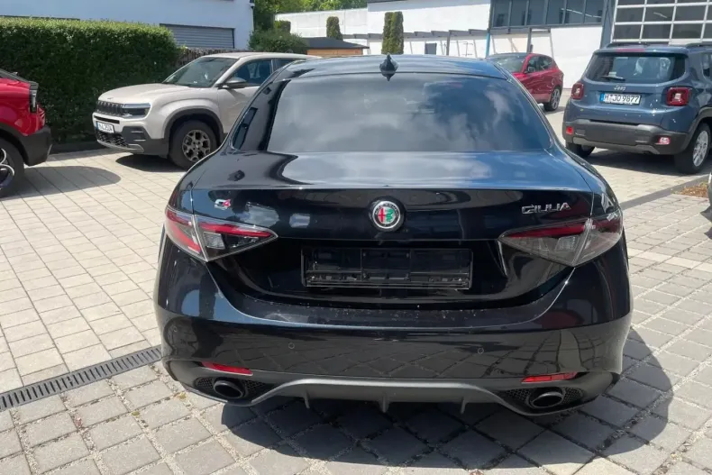 Alfa Romeo Giulia din 2023 cu 18.500 km - oferta ALF149201 - foto 6