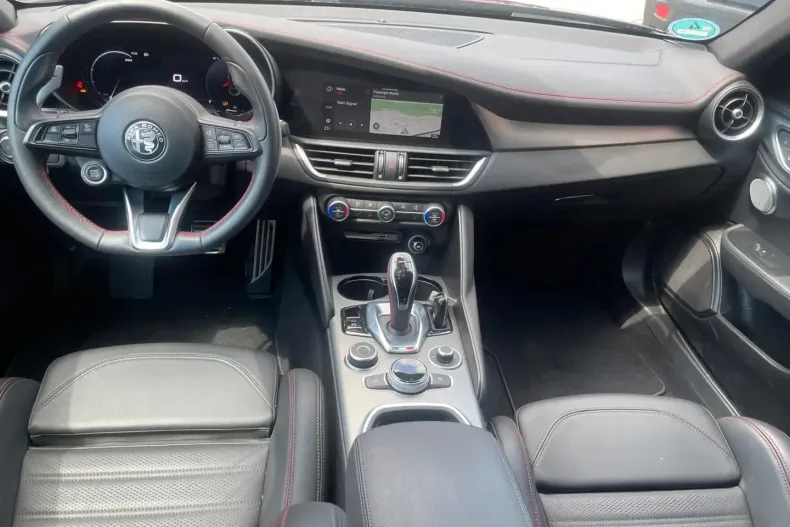 Alfa Romeo Giulia din 2023 cu 18.500 km - oferta ALF149201 - foto 11