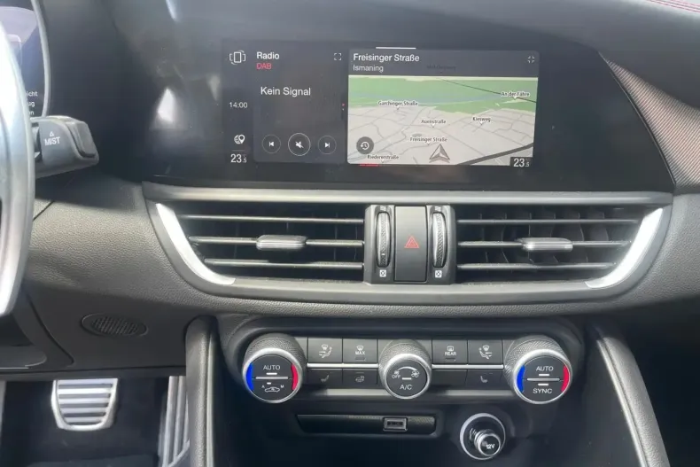 Alfa Romeo Giulia din 2023 cu 18.500 km - oferta ALF149201 - foto 13