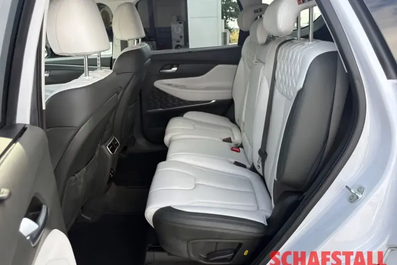 Hyundai SANTA FE din 2021 cu 47.608 km - oferta HYU149212 - foto 13