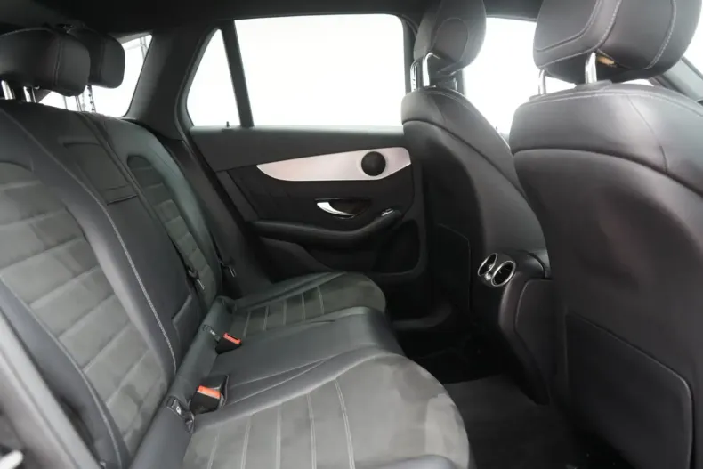 Mercedes-Benz GLC 200 din 2021 cu 86.000 km - oferta MER149226 - foto 8