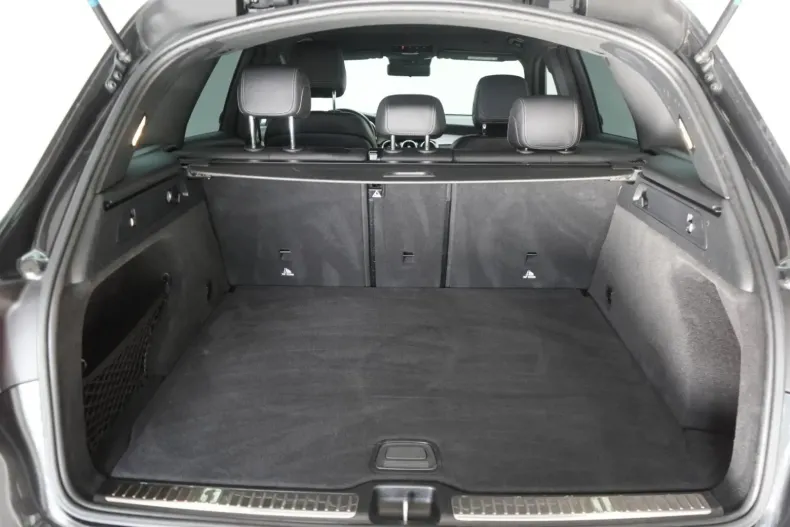 Mercedes-Benz GLC 200 din 2021 cu 86.000 km - oferta MER149226 - foto 16