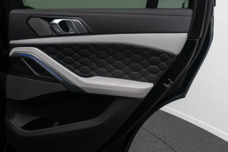 BMW X6 M din 2022 cu 64.980 km - oferta BMW149243 - foto 34