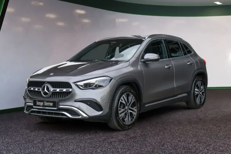 Mercedes-Benz GLA 180 din 2024 cu 9.093 km - oferta MER149251 - foto 1