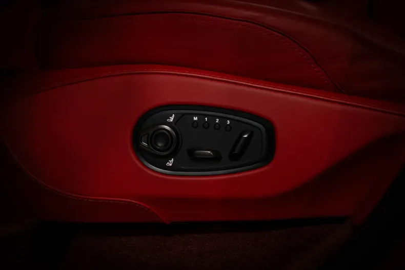 Aston Martin DBX din 2024 cu 12.000 km - oferta AST149252 - foto 18