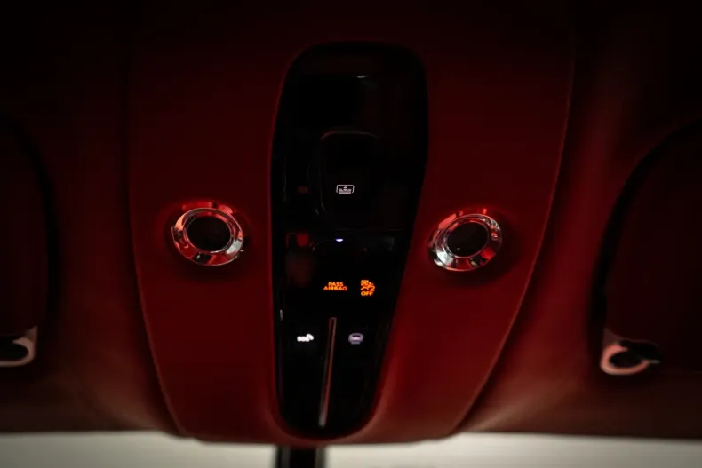 Aston Martin DBX din 2024 cu 12.000 km - oferta AST149252 - foto 19