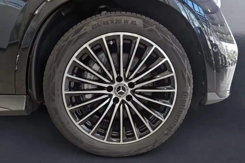 Mercedes-Benz GLC 200 din 2025 cu 8.873 km - oferta MER149255 - foto 6