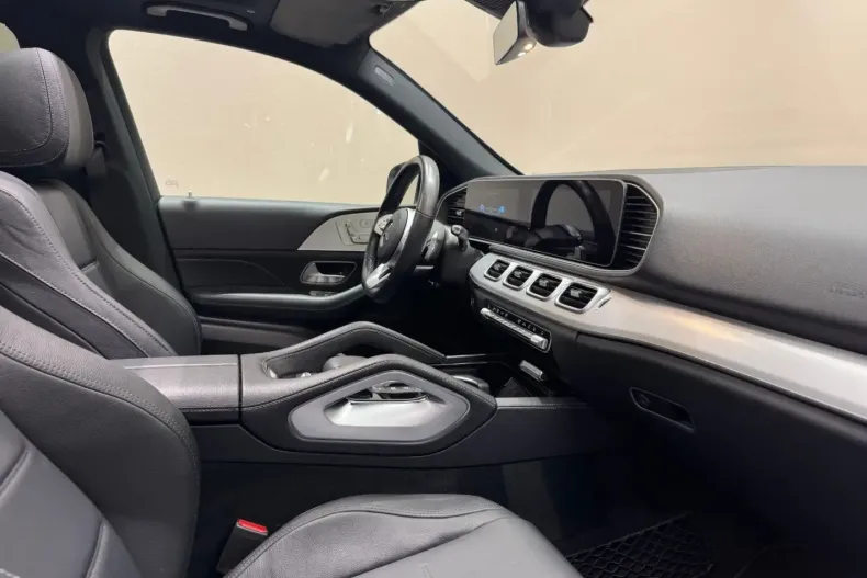 Mercedes-Benz GLE 400 din 2021 cu 54.000 km - oferta MER149259 - foto 16