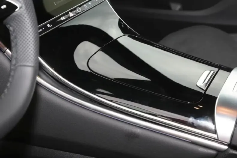 Mercedes-Benz GLC 200 din 2025 cu 15.000 km - oferta MER149266 - foto 17