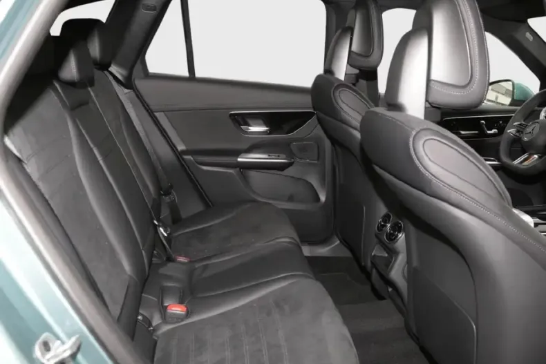 Mercedes-Benz GLC 200 din 2025 cu 15.000 km - oferta MER149266 - foto 19