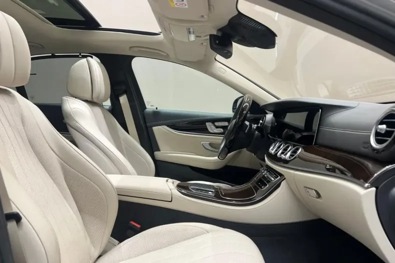 Mercedes-Benz E 300 din 2022 cu 66.000 km - oferta MER149267 - foto 15