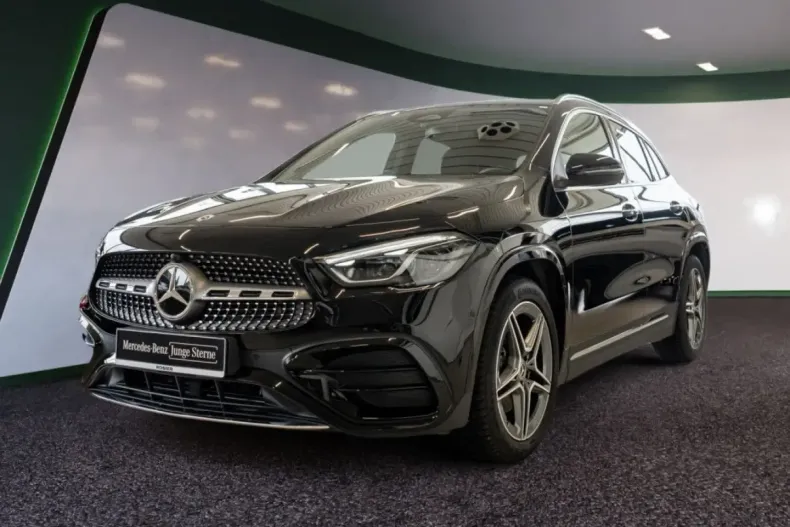Mercedes-Benz GLA 200 din 2024 cu 13.358 km - oferta MER149274 - foto 1