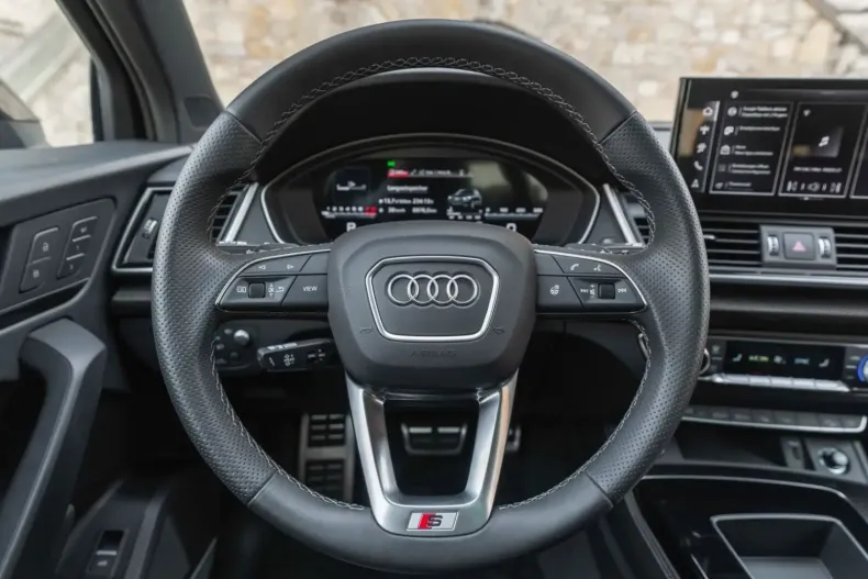 Audi SQ5 din 2024 cu 8.880 km - oferta AUD149276 - foto 12