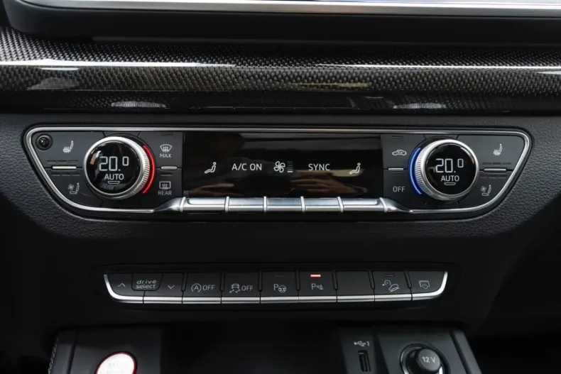 Audi SQ5 din 2024 cu 8.880 km - oferta AUD149276 - foto 17