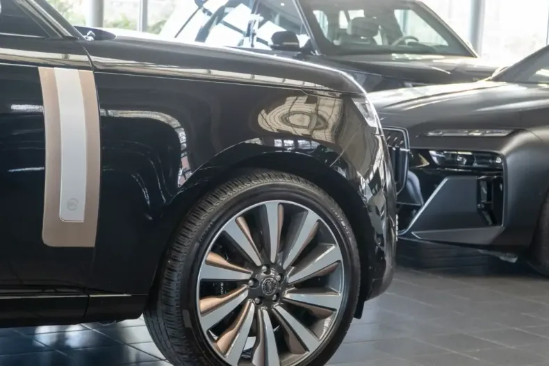Land Rover Range Rover din 2025 cu 5 km - oferta LAN149281 - foto 8