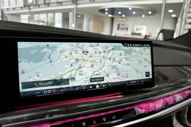 BMW 740 din 2024 cu 17.800 km - oferta BMW149285 - foto 25