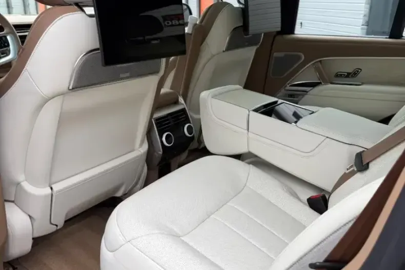 Land Rover Range Rover din 2025 cu 100 km - oferta LAN149287 - foto 8