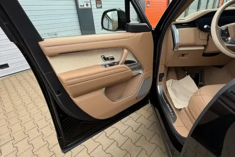 Land Rover Range Rover din 2025 cu 100 km - oferta LAN149287 - foto 10