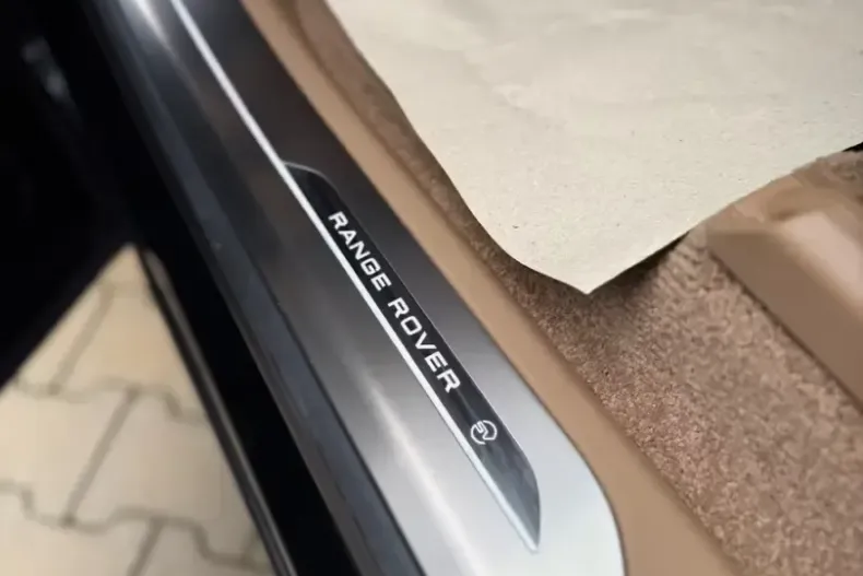 Land Rover Range Rover din 2025 cu 100 km - oferta LAN149287 - foto 14