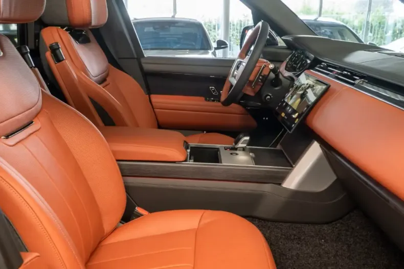 Land Rover Range Rover din 2025 cu 5 km - oferta LAN149293 - foto 12