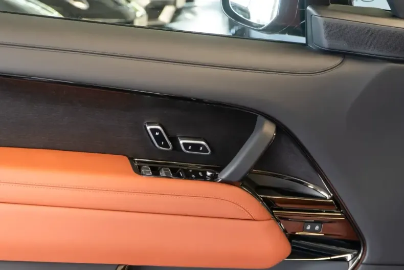 Land Rover Range Rover din 2025 cu 5 km - oferta LAN149293 - foto 14