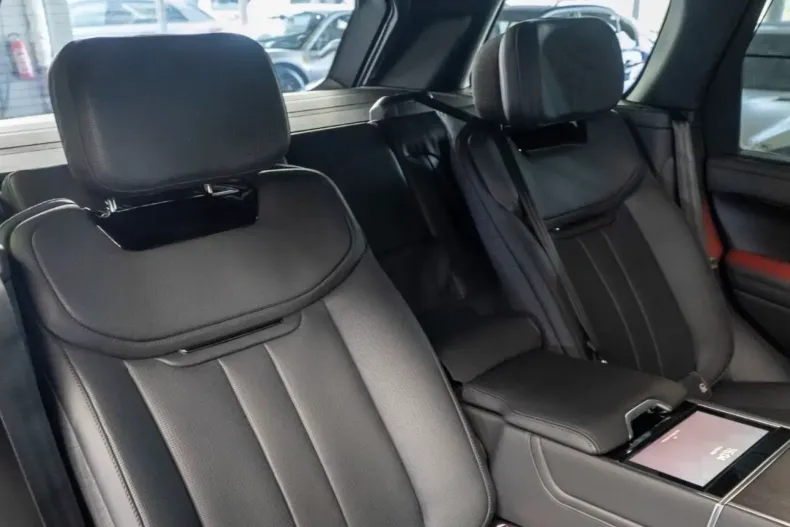 Land Rover Range Rover din 2025 cu 5 km - oferta LAN149293 - foto 18