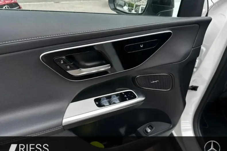 Mercedes-Benz GLC 220 din 2025 cu 14.656 km - oferta MER149298 - foto 7