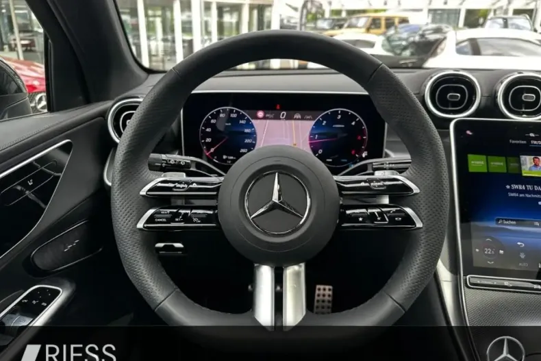 Mercedes-Benz GLC 220 din 2025 cu 14.656 km - oferta MER149298 - foto 10