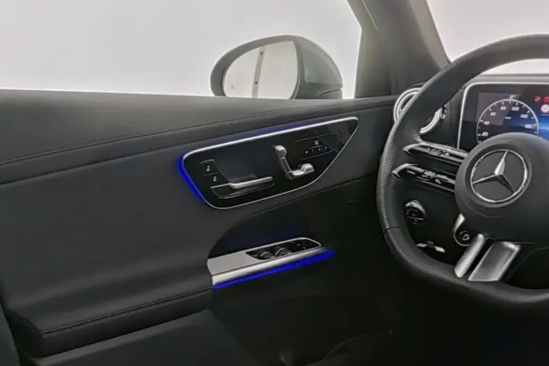 Mercedes-Benz GLC 200 din 2024 cu 11.312 km - oferta MER149301 - foto 5