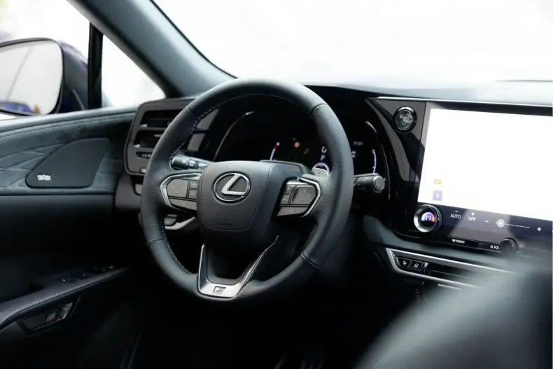 Lexus RX 500 din 2024 cu 24.019 km - oferta LEX149305 - foto 45