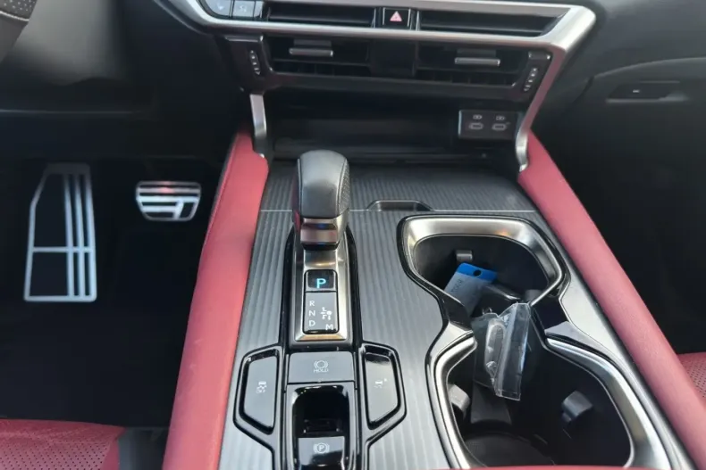 Lexus RX 500 din 2023 cu 30.000 km - oferta LEX149306 - foto 14