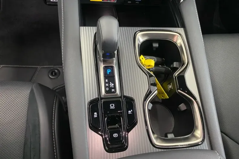 Lexus RX 500 din 2024 cu 26.551 km - oferta LEX149308 - foto 24