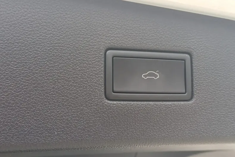 Volkswagen Tiguan Allspace din 2024 cu 15.510 km - oferta VOL149314 - foto 8