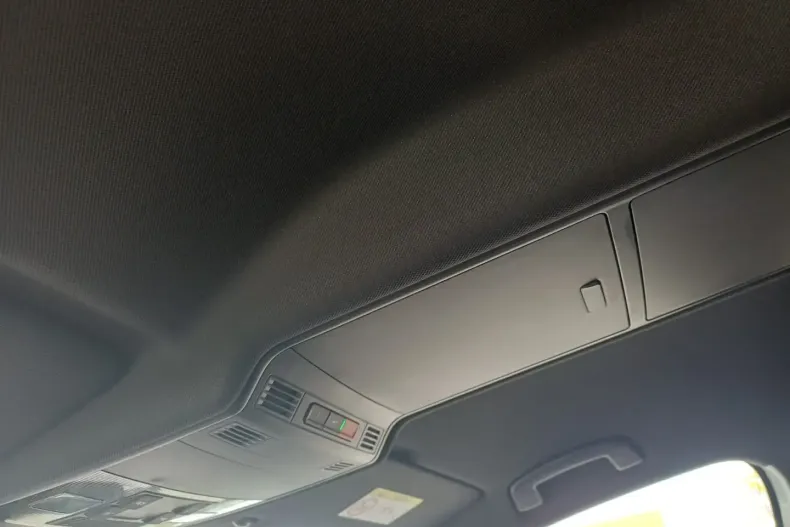 Volkswagen Tiguan Allspace din 2024 cu 15.510 km - oferta VOL149314 - foto 27