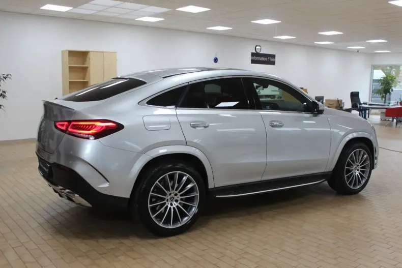 Mercedes-Benz GLE 400 din 2021 cu 72.700 km - oferta MER149315 - foto 7
