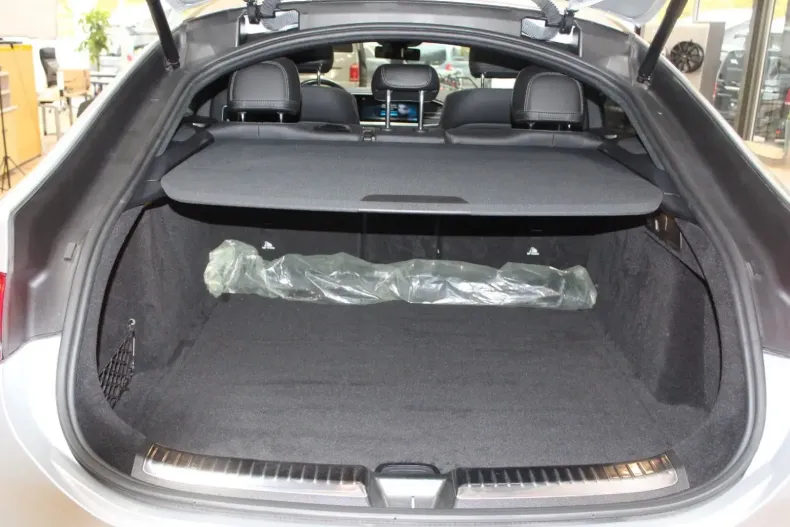 Mercedes-Benz GLE 400 din 2021 cu 72.700 km - oferta MER149315 - foto 18